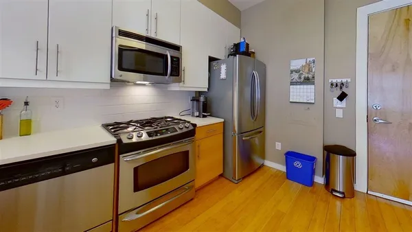 $3,800 | 1325 Adams Street, Unit 202, Hoboken, NJ 07030