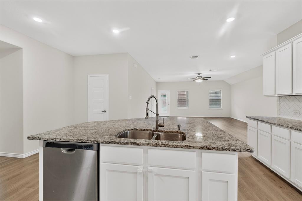 430 Forestridge Drive Fate, TX 75087 - Photo 16 of 40