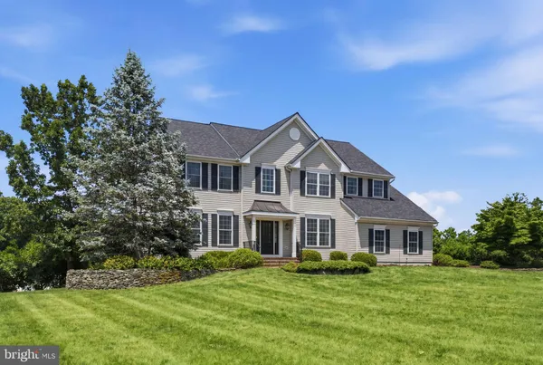 $879,900 | 28 Music Mountain Boulevard, Lambertville, NJ 08530