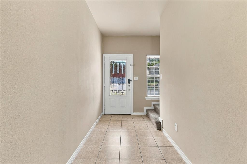 902 Parkplace Ridge Princeton, TX 75407 - Photo 4 of 39 Gallery Image 4