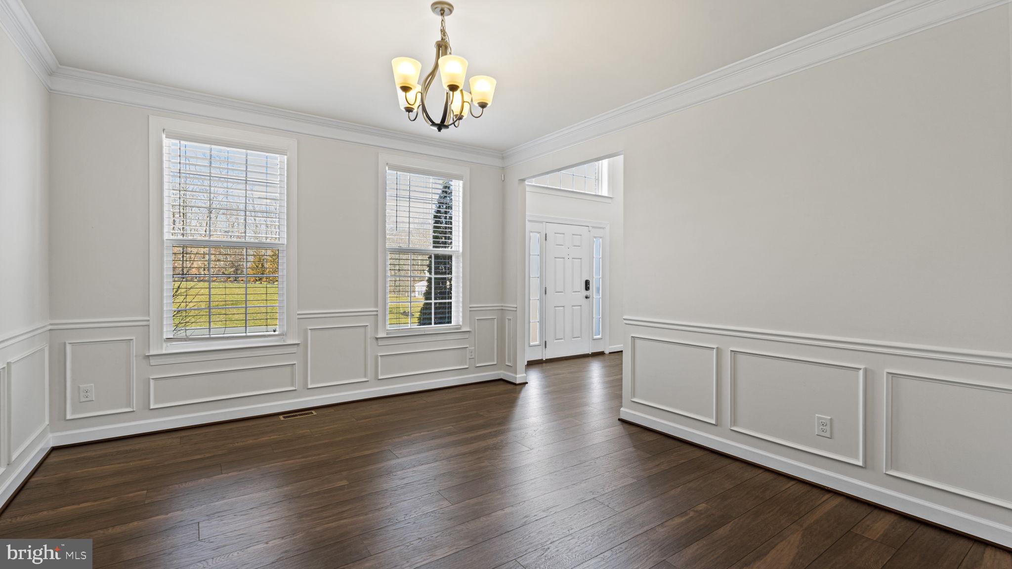 250 Perth Drive Fredericksburg, VA 22405 - Photo 15 of 57 Lots of natural light in the dining room