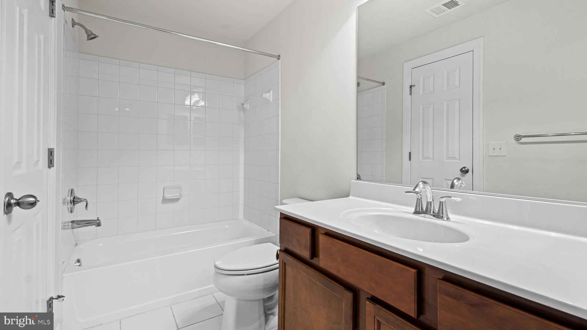 250 Perth Drive Fredericksburg, VA 22405 - Photo 33 of 57 Bathroom 2 connected to Bedroom 2