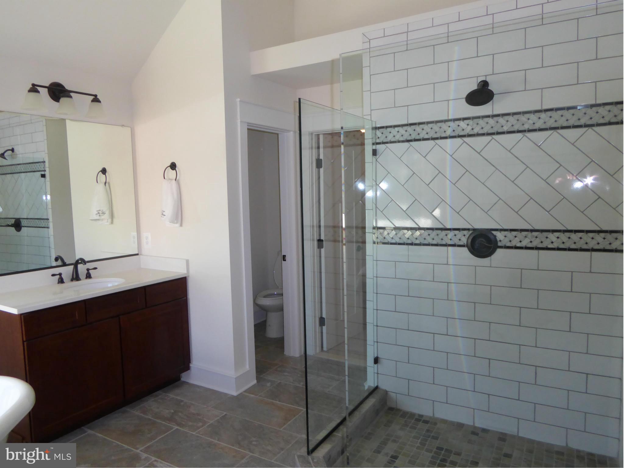 9517 5th Place Lorton, VA 22079 - Photo 16 of 23 Bath (Master)