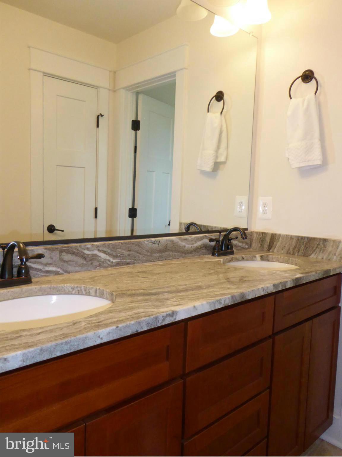 9517 5th Place Lorton, VA 22079 - Photo 18 of 23 Upper Level