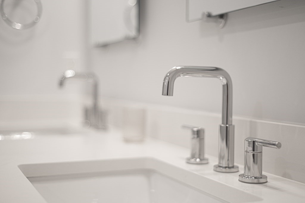 30 Pne Hl Road, Unit 30 Wenham, MA 01984 - Photo 19 of 32 a bathroom with a sink