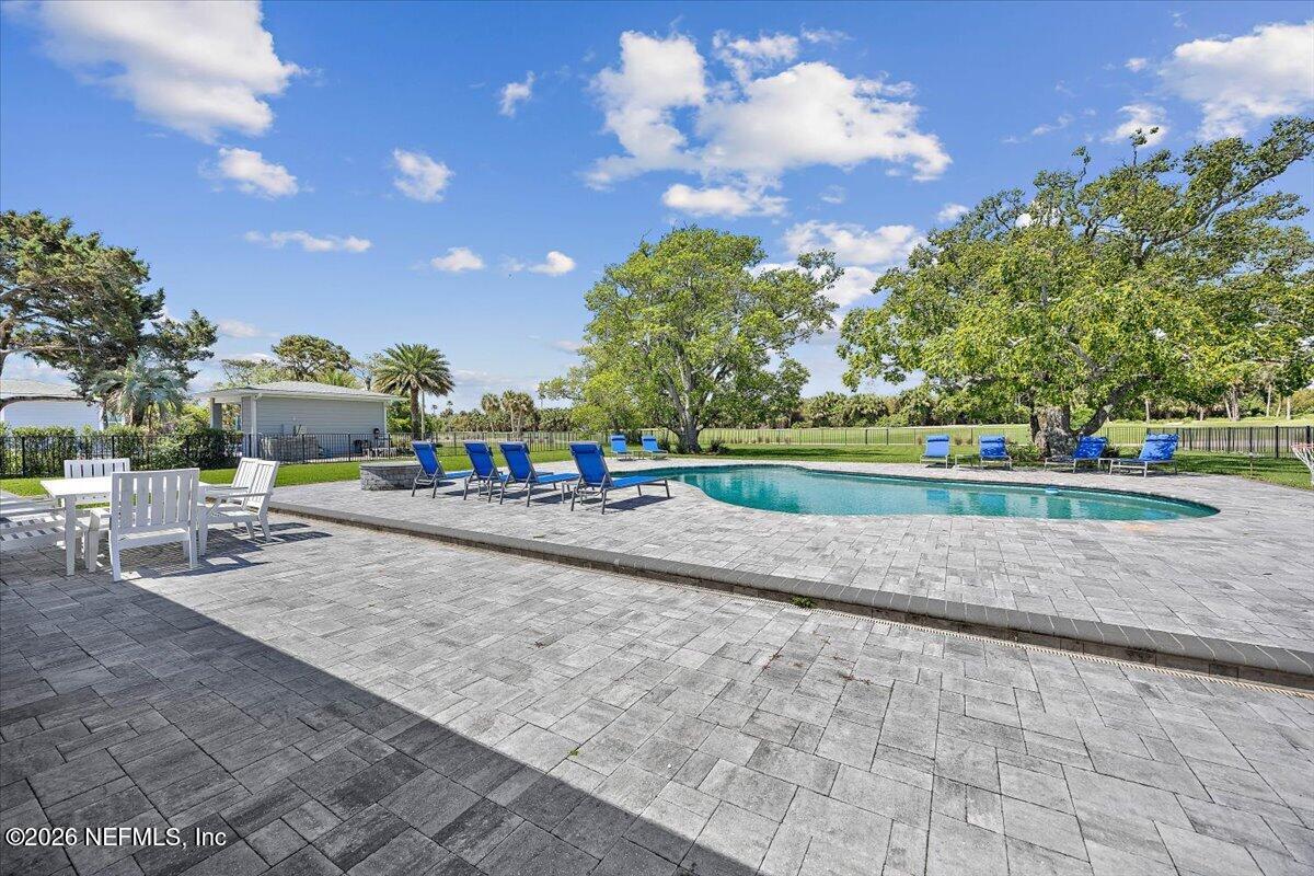 236 Pablo Road Ponte Vedra Beach, FL 32082 - Photo 23 of 28 23-Pool