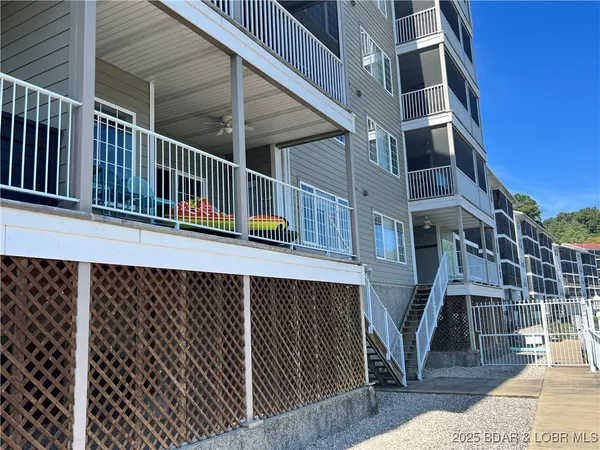 $449,000 | 68 Lighthouse Road, Unit 112, Lake Ozark, MO 65049