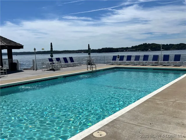 $459,000 | 68 Lighthouse Road, Unit 112, Lake Ozark, MO 65049