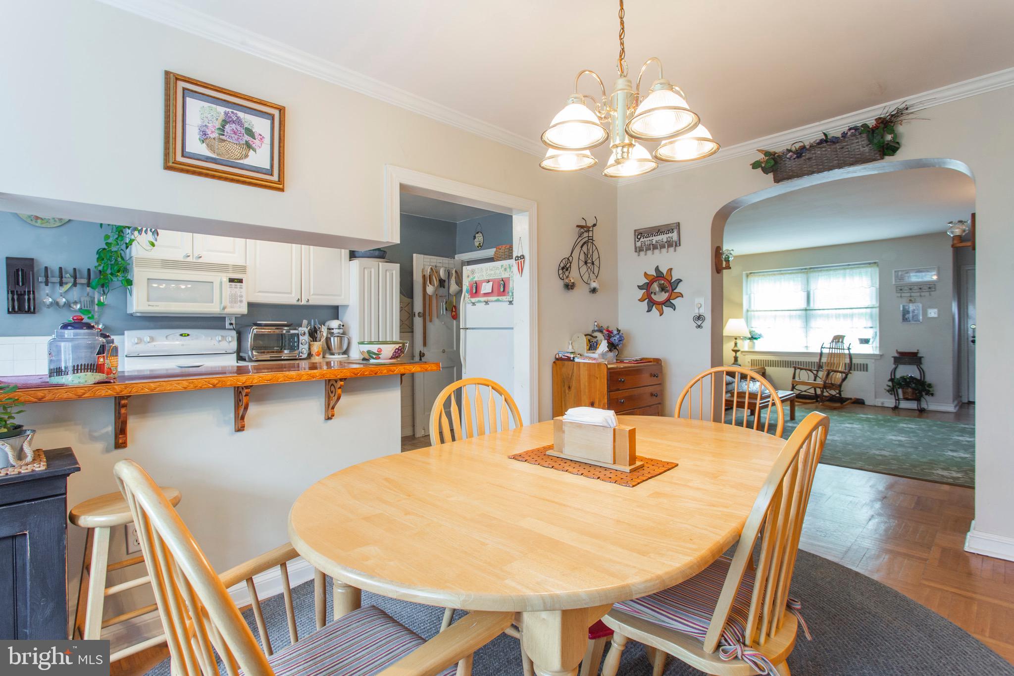 7703 Oakley Road Upper Darby, PA 19082 - Photo 8 of 33 Dining Room