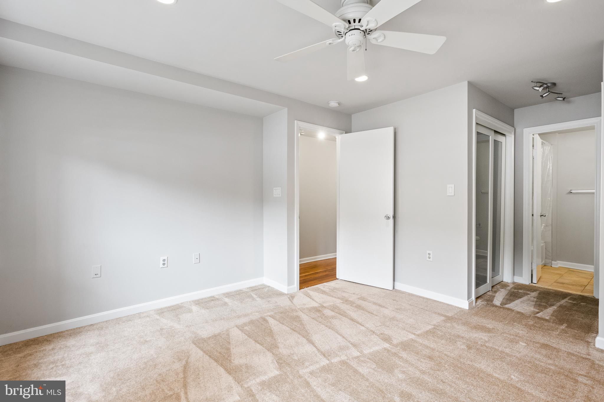 500 South Charles Street, Unit R96 Baltimore, MD 21201 - Photo 9 of 29 Primary Suite