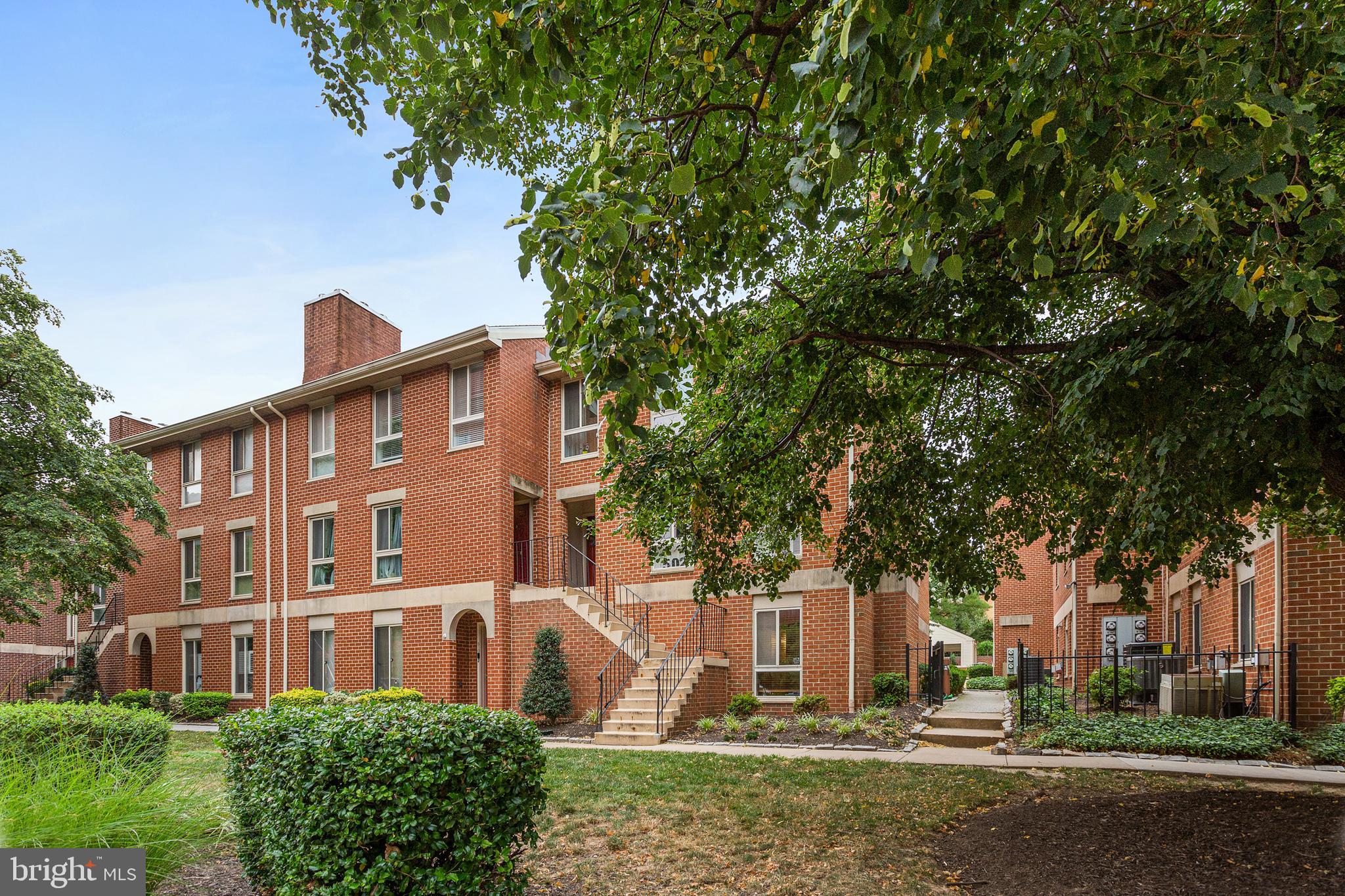 500 South Charles Street, Unit R96 Baltimore, MD 21201 - Photo 27 of 29 Close to I83 and I95