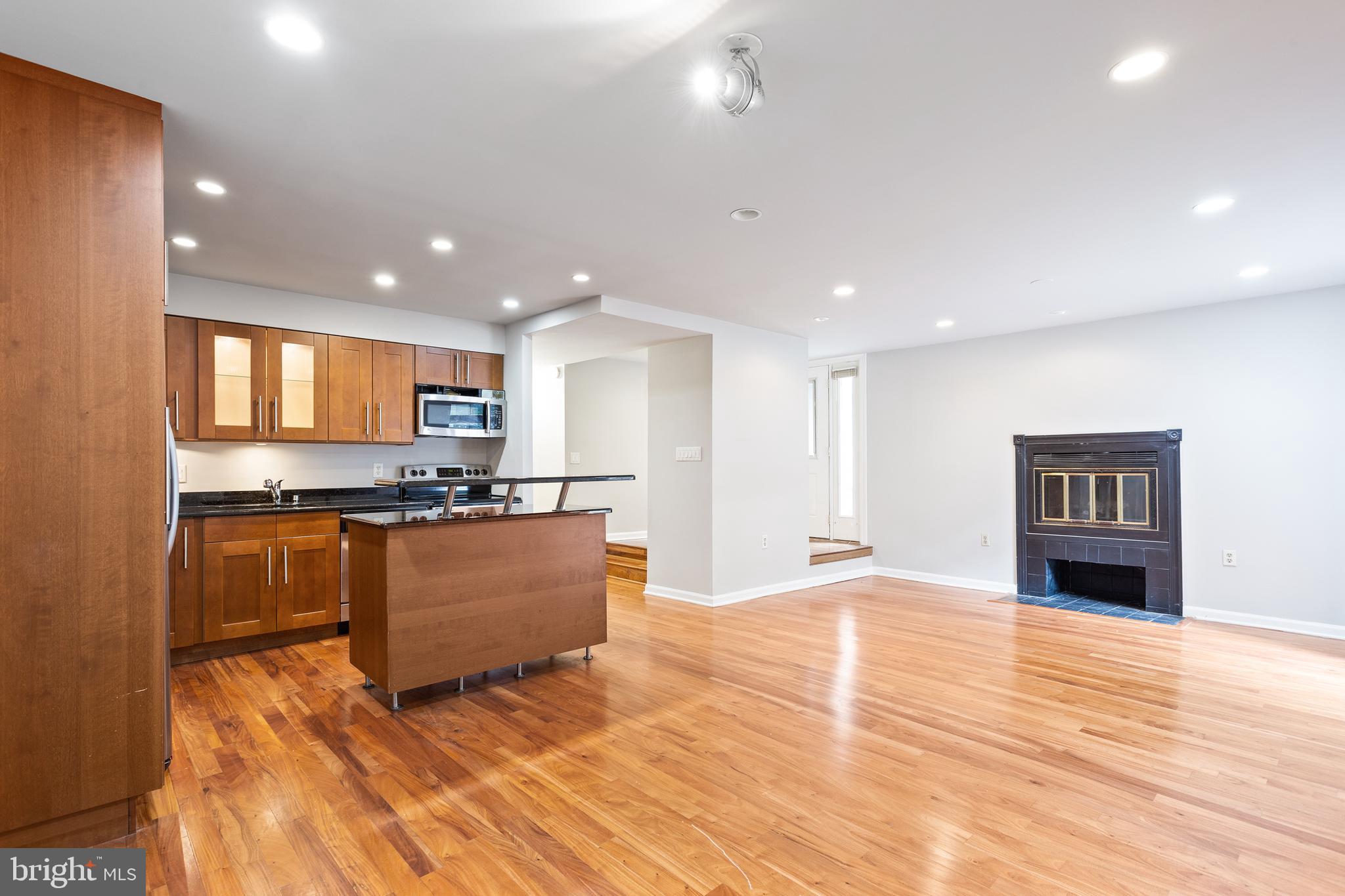 500 South Charles Street, Unit R96 Baltimore, MD 21201 - Photo 28 of 29 Open Floor Plan
