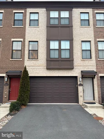 $849,000 | 3122 Alan Shepard Street, Herndon, VA 20171