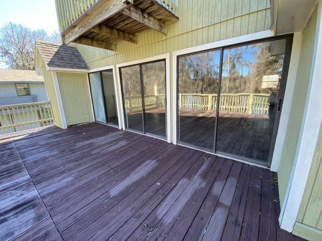 201 Ferguson Drive Cleveland, TX 77327 - Photo 10 of 38