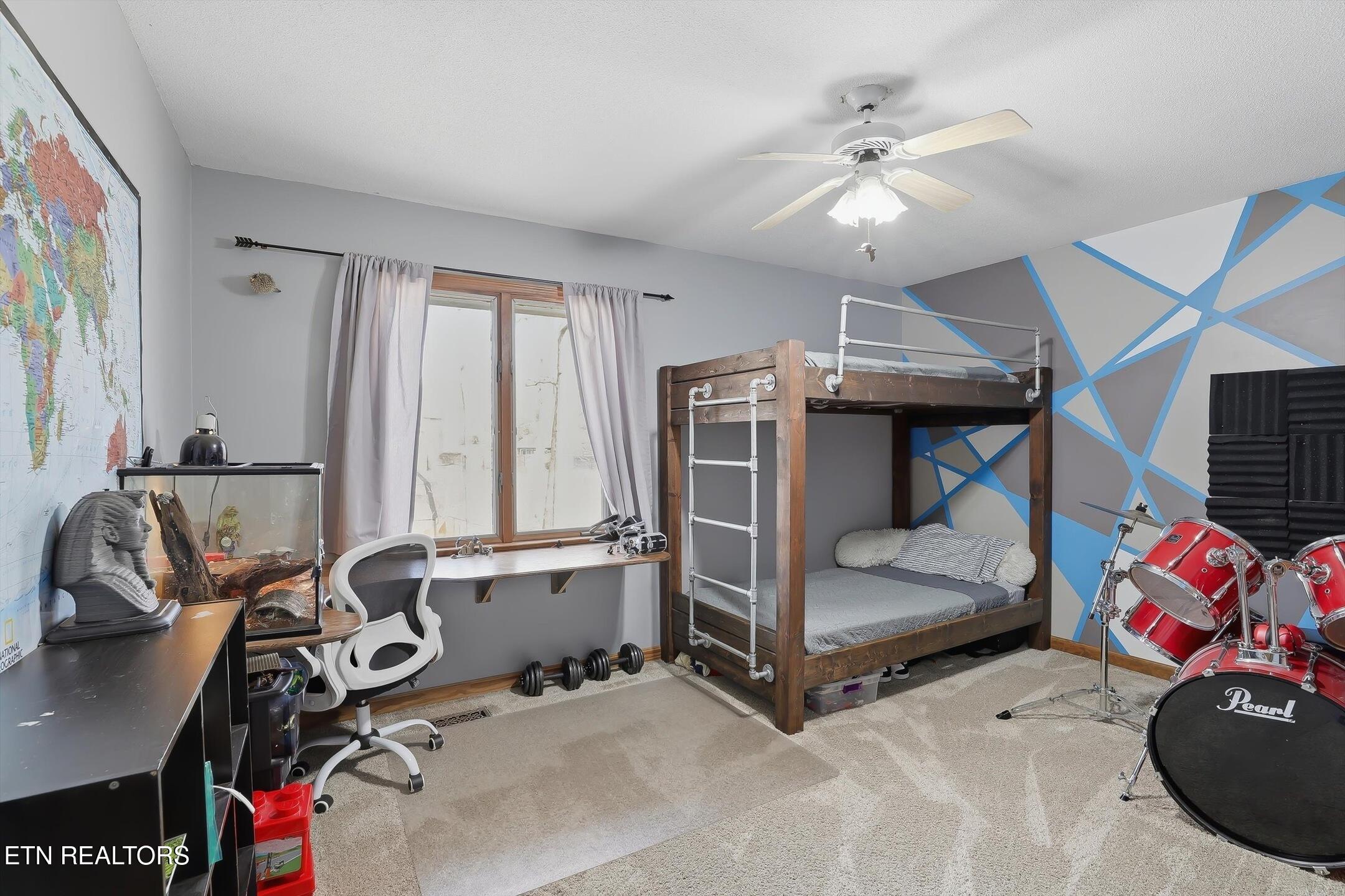7940 Castlecomb Road Powell, TN 37849 - Photo 19 of 36 item_26