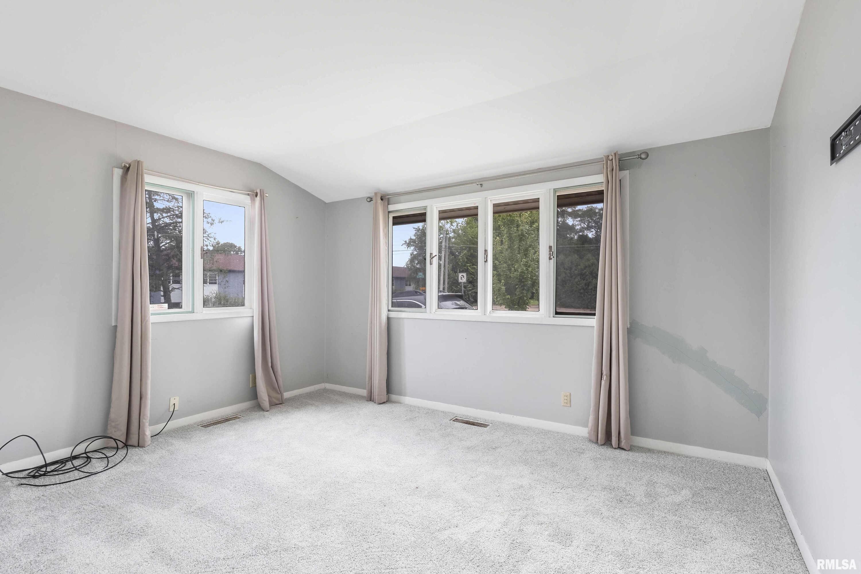 4007 El Rancho Drive Davenport, IA 52806 - Photo 19 of 29