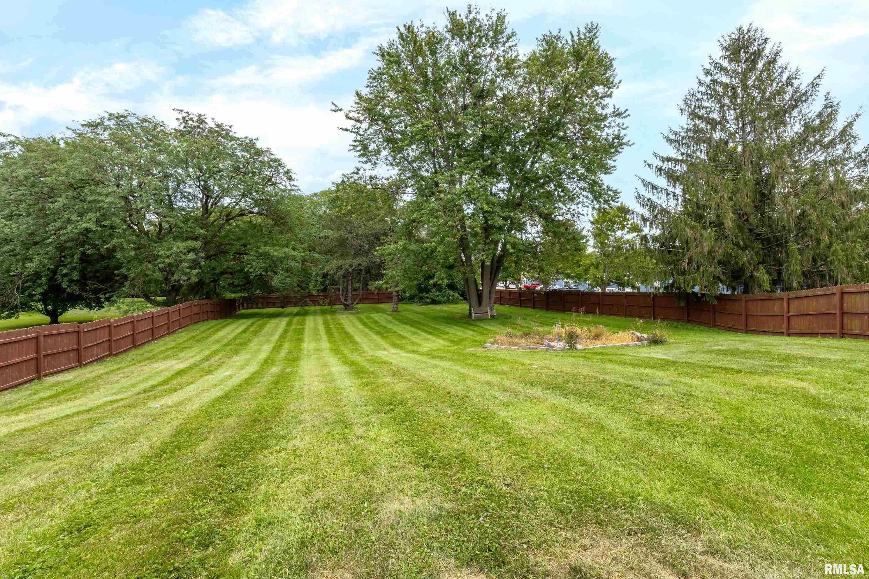 4007 El Rancho Drive Davenport, IA 52806 - Photo 26 of 29