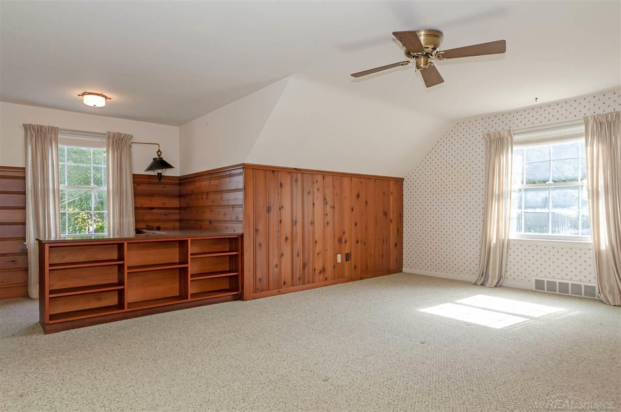 88 Roslyn Road Grosse Pointe Shores, MI 48236 - Photo 30 of 43