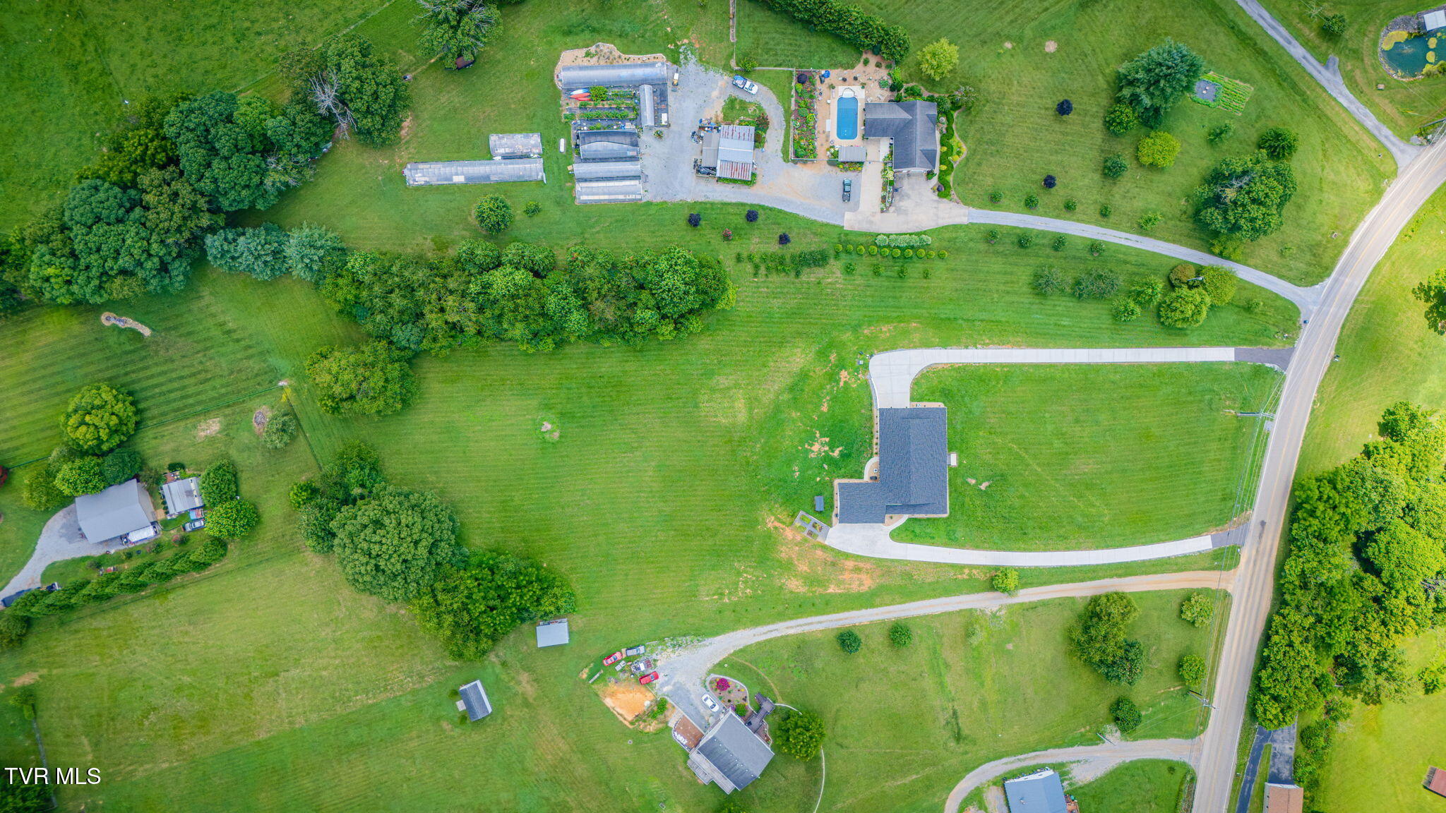 719 Fall Creek Road Blountville, TN 37617 - Photo 45 of 46 110
