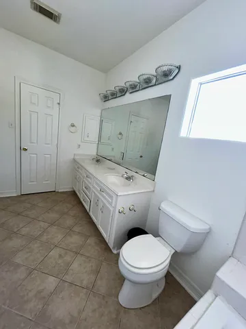 $2,100 | 1419 Miller Avenue, Katy, TX 77493