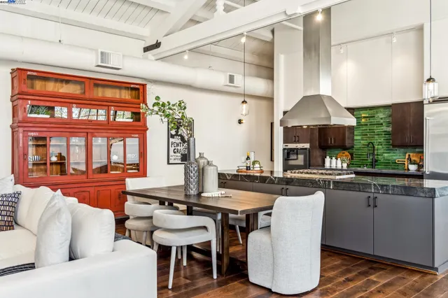 $895,000 | 311 4th Street, Unit 301, Oakland, CA 94607