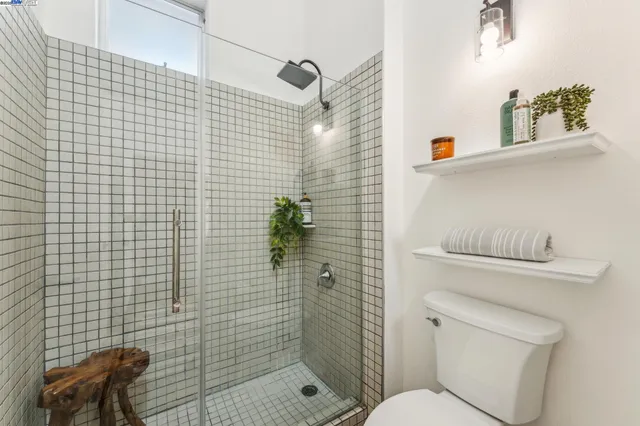 $895,000 | 311 4th Street, Unit 301, Oakland, CA 94607