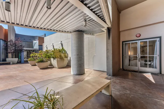 $895,000 | 311 4th Street, Unit 301, Oakland, CA 94607