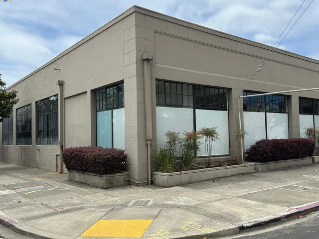 $895,000 | 311 4th Street, Unit 301, Oakland, CA 94607