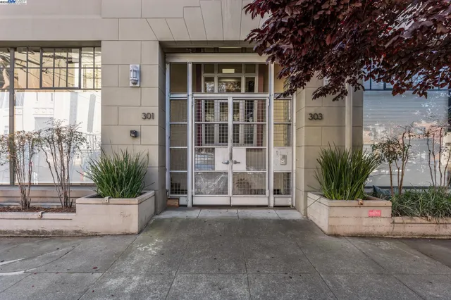$895,000 | 311 4th Street, Unit 301, Oakland, CA 94607