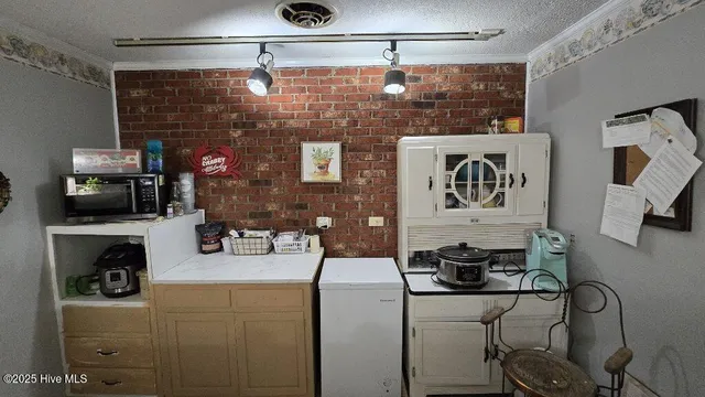 $235,000 | 2100 Emerson Road, Kinston, NC 28504