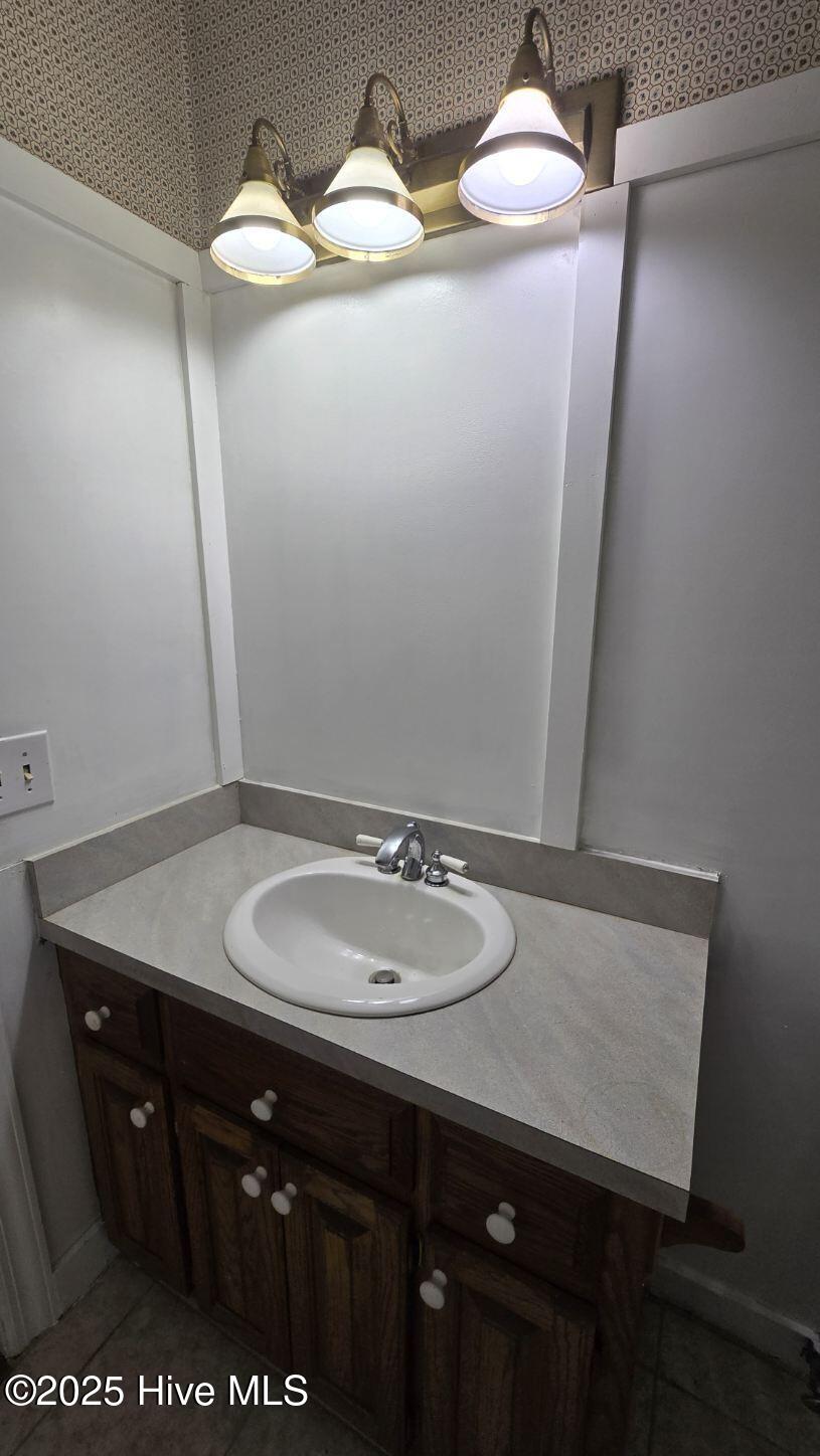 2100 Emerson Road Kinston, NC 28504 - Photo 21 of 25 bathroom by garage