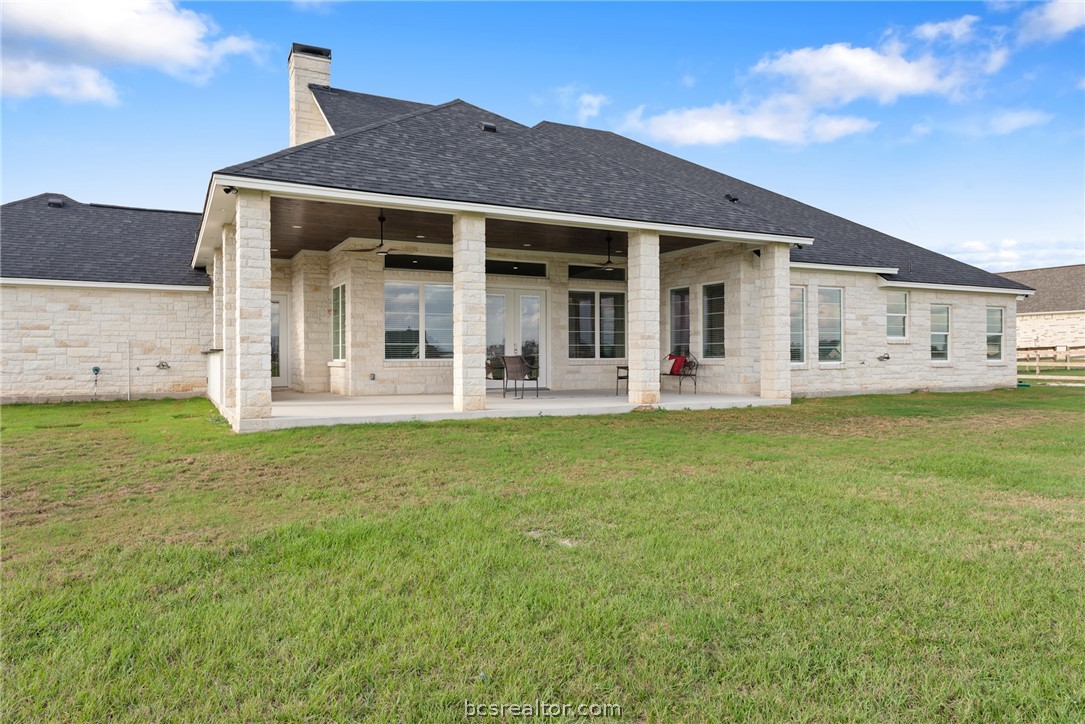 7844 Mathis Crk Drive Bryan, TX 77808 - Photo 47 of 48 front view of a house with a yard