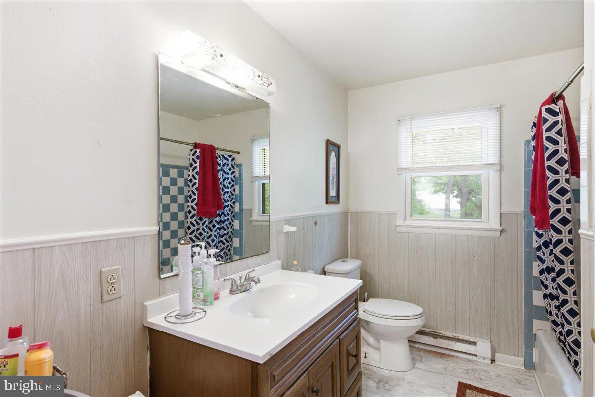 6010 Dobson Road Hurlock, MD 21643 - Photo 14 of 21 13-Bathroom