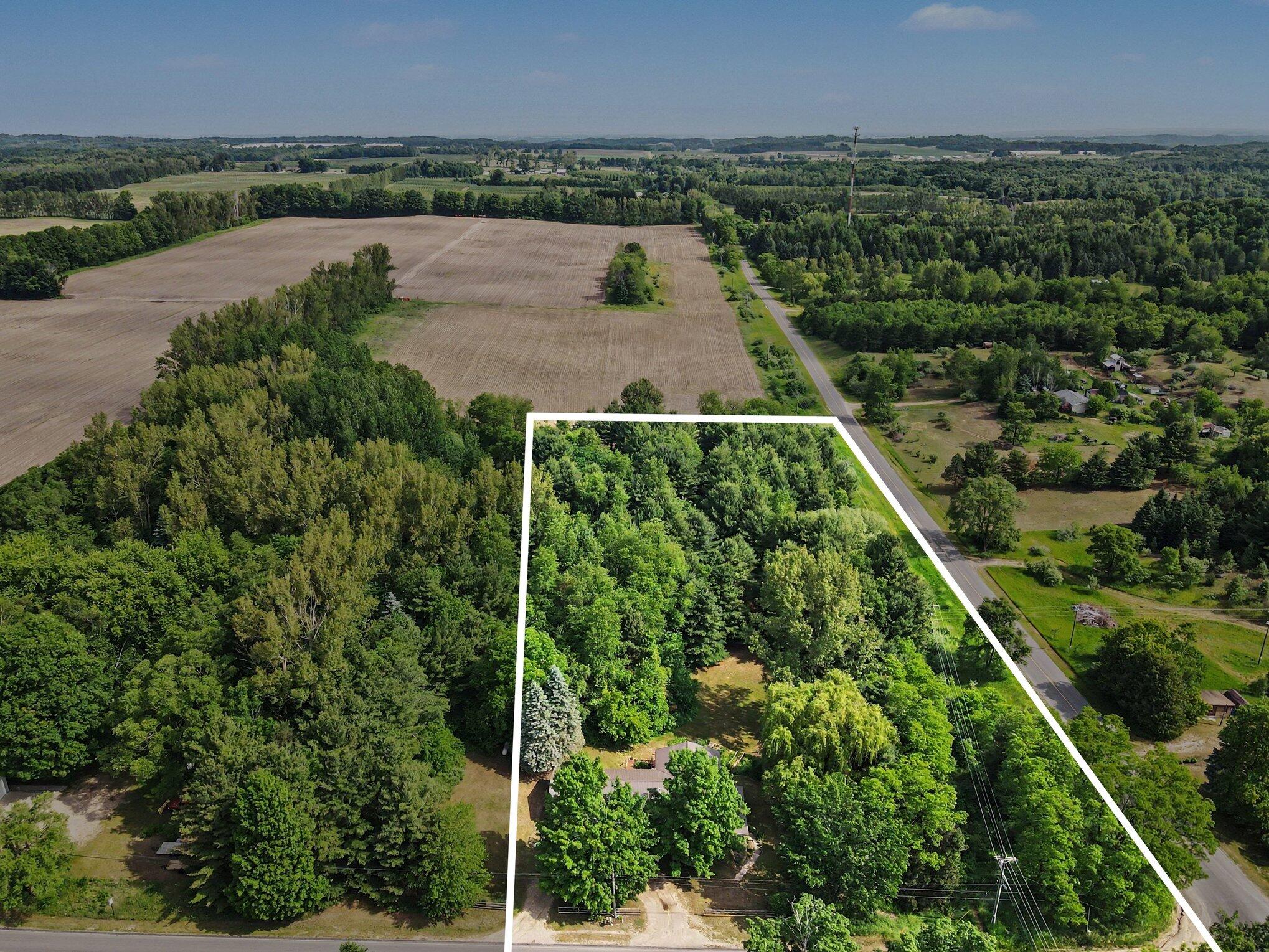 2430 West Woodrow Road Shelby, MI 49455 - Photo 3 of 38 038_file_8116