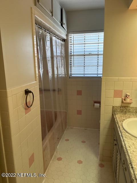 1002 Chapeau Road Jacksonville, FL 32211 - Photo 34 of 48 32 Bathroom 2