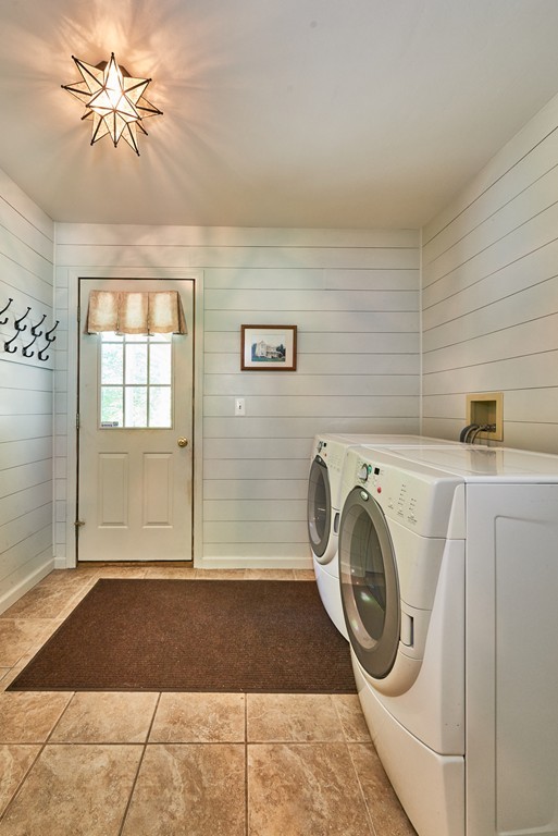 134 Russellville Road Southampton, MA 01073 - Photo 17 of 30 Gallery Image 17