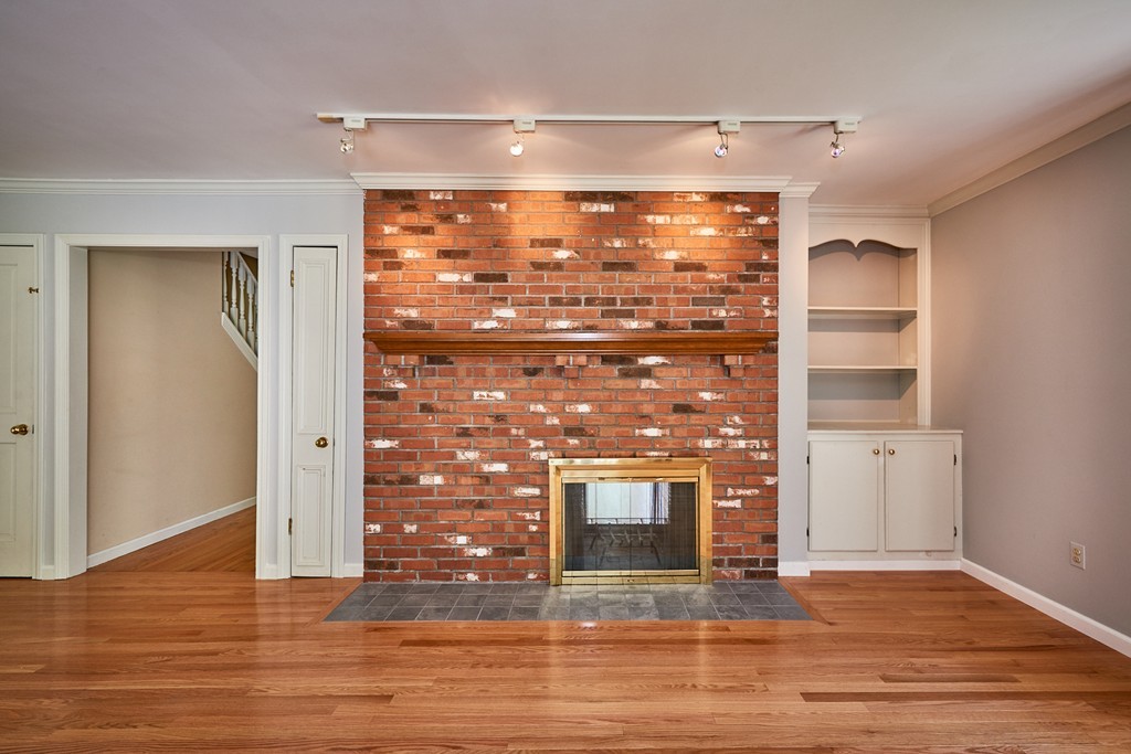 134 Russellville Road Southampton, MA 01073 - Photo 10 of 30 Gallery Image 10