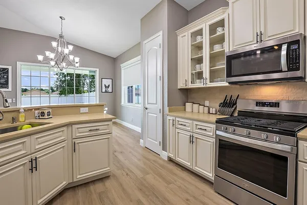 $2,700 | 5035 Northeast 125th Loop, Oxford, FL 34484