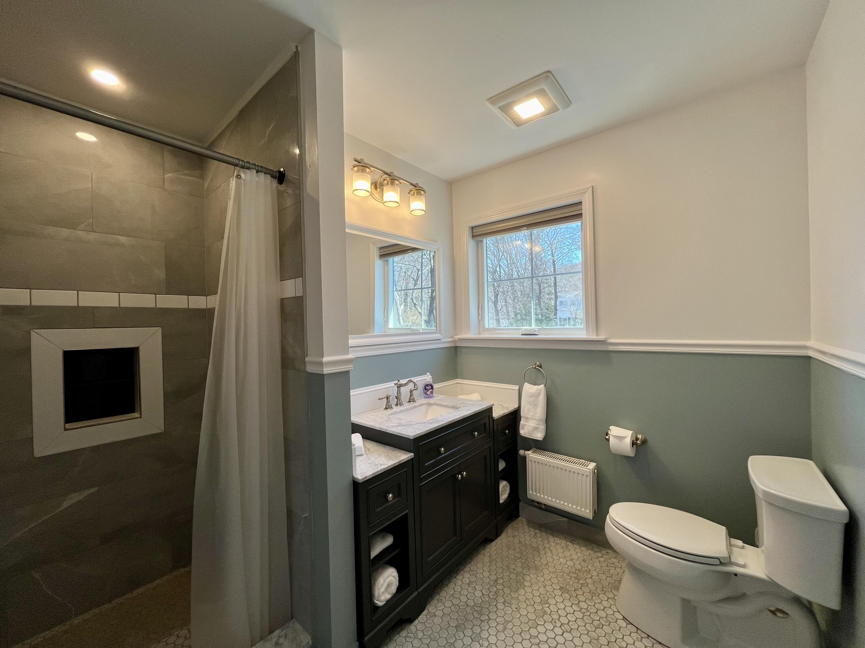 2 Mountain Avenue Bar Harbor, ME 04609 - Photo 27 of 28 Second Floor Bathroom