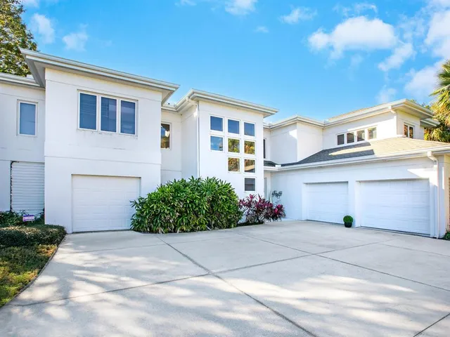 $7,300 | 5018 63rd Drive West, Bradenton, FL 34210