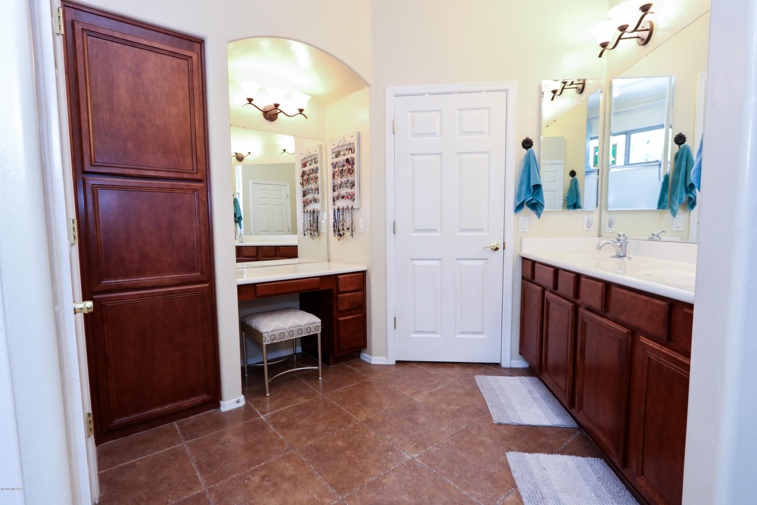 10834 South Heart Break Ridge Place Vail, AZ 85641 - Photo 19 of 43
