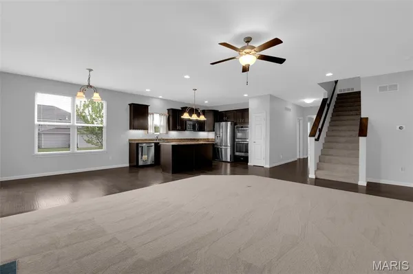 $524,999 | 917 Summit Oaks Drive, Eureka, MO 63025