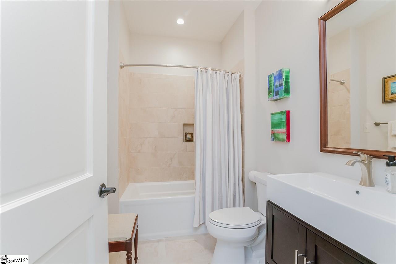 121 Rhett Street, Unit 202 Greenville, SC 29601 - Photo 26 of 36 Gallery Image 26
