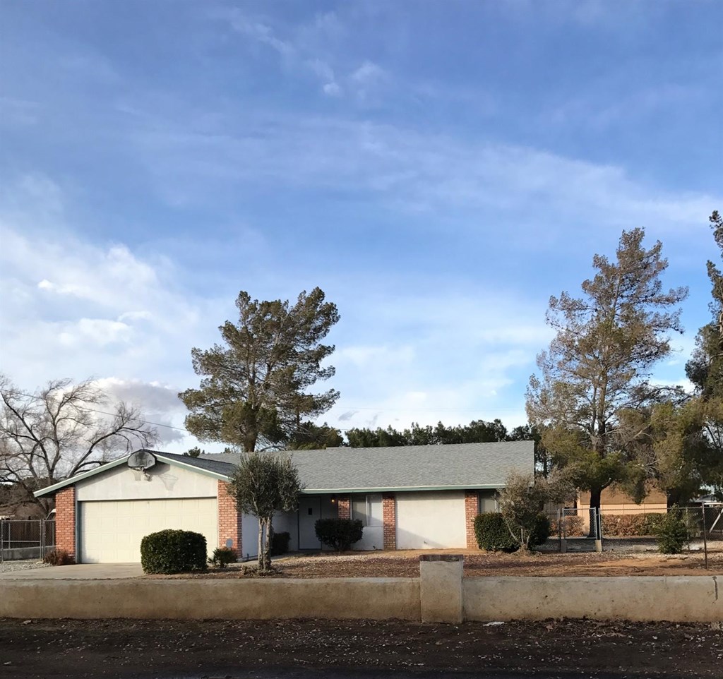 21236 Geronimo Road Apple Valley, CA 92308 - Photo 1 of 1