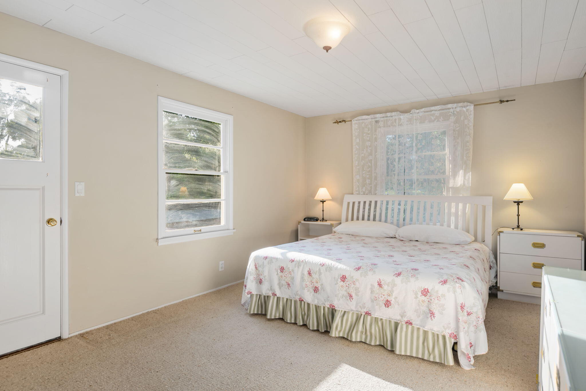 1445 School House Road Montecito, CA 93108 - Photo 16 of 53 a bedroom with a bed and a window