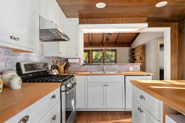 $6,995,000 | 1445 School House Road, Montecito, CA 93108