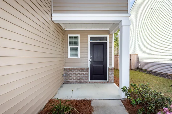 $2,600 | Undisclosed Address, Summerville, SC 29486