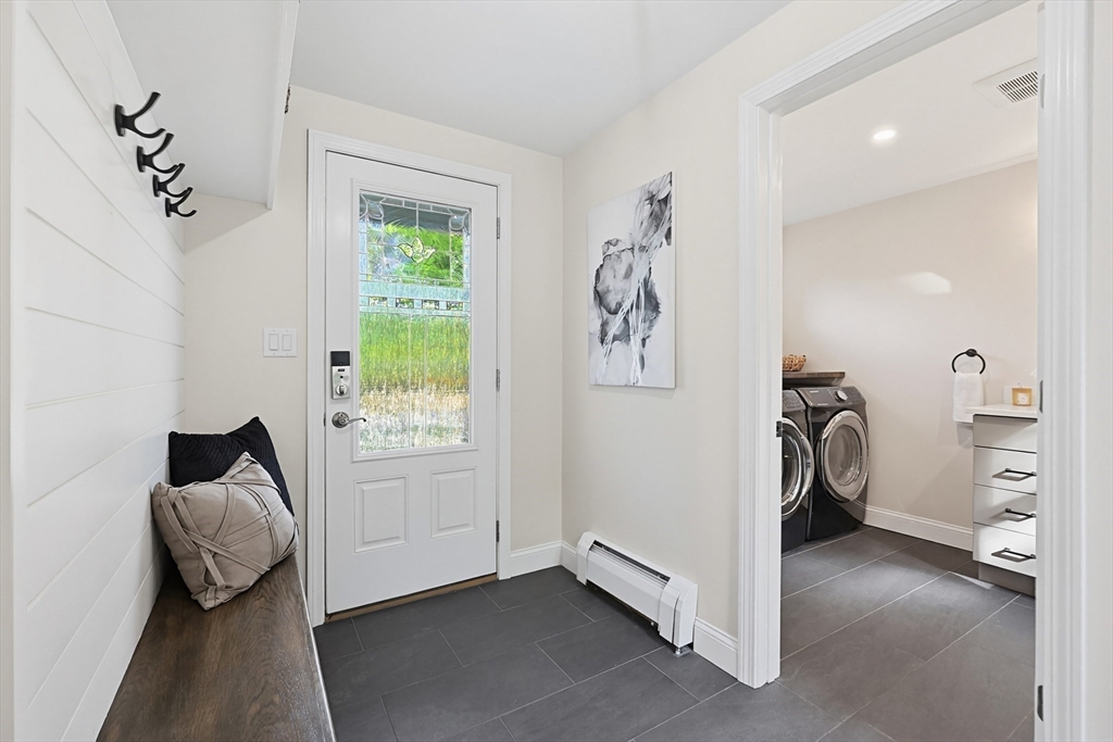 12 Illinois Road Tewksbury, MA 01876 - Photo 18 of 32