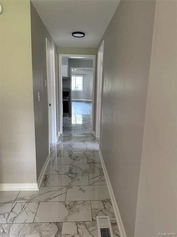 6161 East River Road Flushing, MI 48433 - Photo 38 of 63