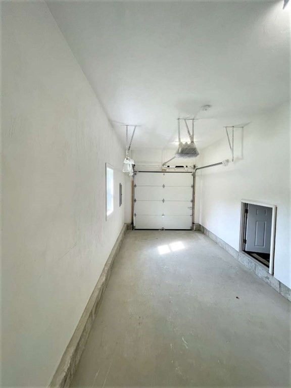 28 Line Road, Unit 1 Wakefield, MA 01880 - Photo 20 of 20 a view of a garage